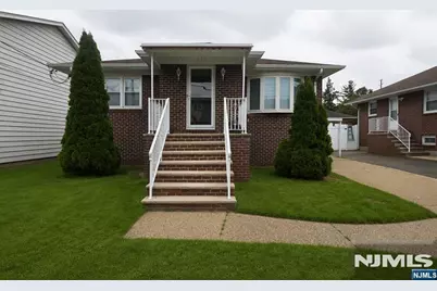 16 Jackson Avenue, South Hackensack Township, NJ 07606 - Photo 2