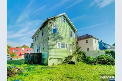 181 Berdan Place, Hackensack, NJ 07601 - Photo 6