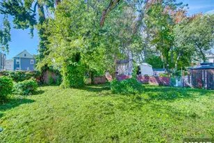 181 Berdan Pl, Hackensack, NJ 07601 - Photo 8