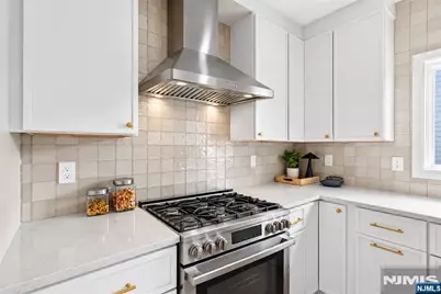 30 Irving Street 1 #1, Montclair, NJ 07042 - Photo 16