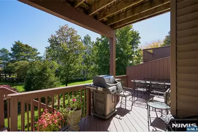 30 Litchult Lane, Mahwah, NJ 07430 - Photo 20