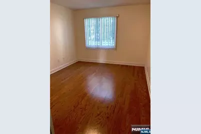 10 Gall Avenue 2 #2, Elmwood Park, NJ 07407 - Photo 8