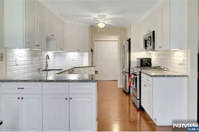 1 Parkside Terrace 1C #1C, Woodland Park, NJ 07424 - Photo 10