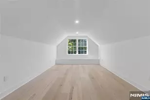 30 Irving Street 2, Montclair, NJ 07042 - Photo 34