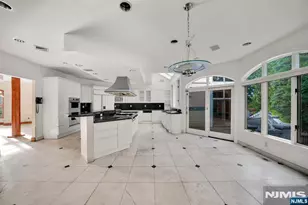 11 Fairway Ct, Cresskill, NJ 07626 - Photo 18
