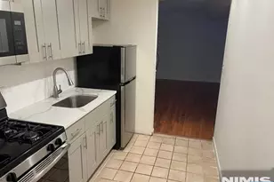 310 Fair Lawn Ave, Fair Lawn, NJ 07410 - Photo 4