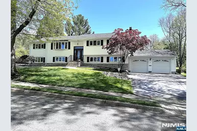 48 Seminole Avenue, Wayne, NJ 07470 - Photo 1