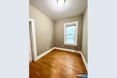 112 Hayward Place 1 #1, Wallington, NJ 07057 - Photo 6