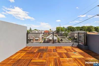 503 Saint Pauls Avenue, Cliffside Park, NJ 07010 - Photo 32