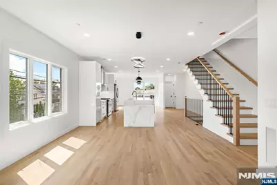 503 Saint Pauls Avenue, Cliffside Park, NJ 07010 - Photo 20