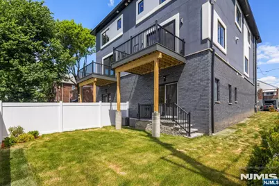503 Saint Pauls Avenue, Cliffside Park, NJ 07010 - Photo 44