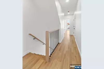 503 Saint Pauls Avenue, Cliffside Park, NJ 07010 - Photo 24