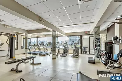 9 Somerset Lane 605 #605, Edgewater, NJ 07020 - Photo 20