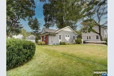 120 Louis Street, Hackensack, NJ 07601 - Photo 28