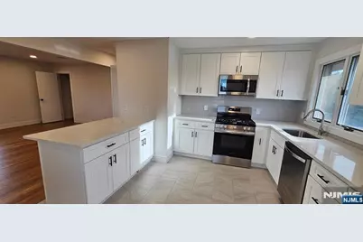 2 3rd Street 2 #2, Elmwood Park, NJ 07407 - Photo 2