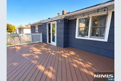93 Hillside Avenue, Hasbrouck Heights, NJ 07604 - Photo 16