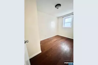 718 13th Street, Newark, NJ 07103 - Photo 8