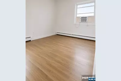 214 Morris Street, Fairview, NJ 07022 - Photo 6