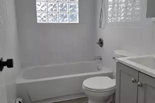 214 Morris St, Fairview, NJ 07022 - Photo 8