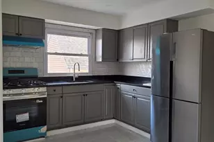 214 Morris St, Fairview, NJ 07022 - Photo 2