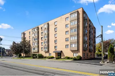 5 Linden Street 2I #2I, Hackensack, NJ 07601 - Photo 1