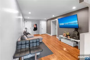 186 Terhune C #20, Lodi, NJ 07644 - Photo 2