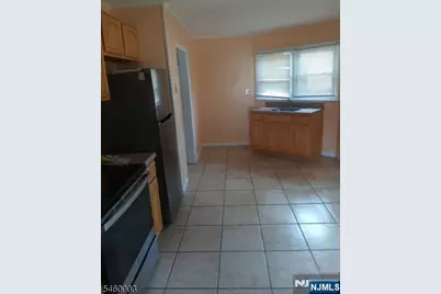 29 Claremont Avenue, Montclair, NJ 07042 - Photo 2