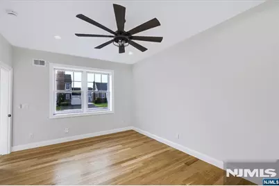 578 Pine Avenue, Saddle Brook Township, NJ 07663 - Photo 20