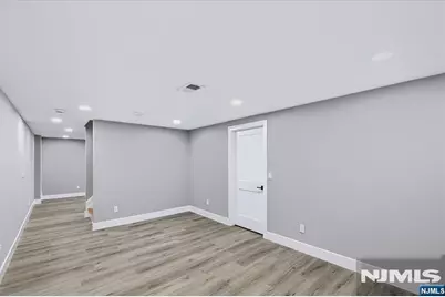 578 Pine Avenue, Saddle Brook Township, NJ 07663 - Photo 44