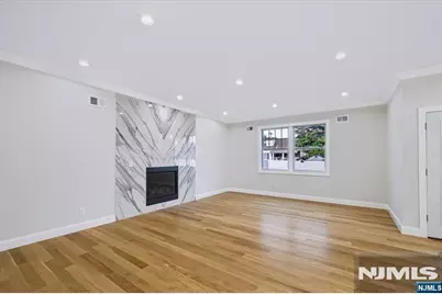 578 Pine Avenue, Saddle Brook Township, NJ 07663 - Photo 16