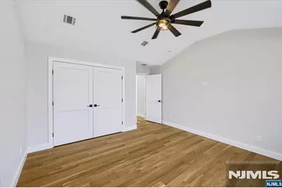 578 Pine Avenue, Saddle Brook Township, NJ 07663 - Photo 34