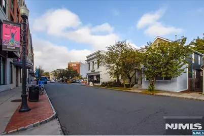 27 Valley Road 2 #2, Montclair, NJ 07042 - Photo 20