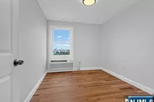315 7th Street 703, Union City, NJ 07087 - Photo 16