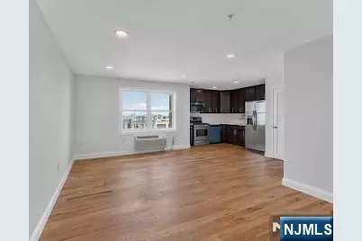 315 7th Street 703 #703, Union City, NJ 07087 - Photo 2