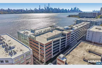 9 Somerset 209 #209, Edgewater, NJ 07020 - Photo 44