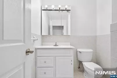 347 4th Street A #A, Palisades Park, NJ 07650 - Photo 14