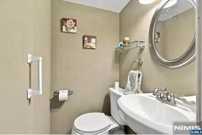 93 Stoughton Street, Bergenfield, NJ 07621 - Photo 12