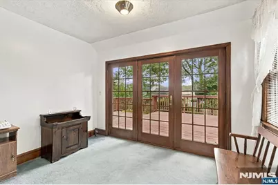 93 Stoughton Street, Bergenfield, NJ 07621 - Photo 8