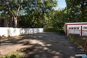 108 Arlington Ave, East Orange, NJ 07018 - Photo 14