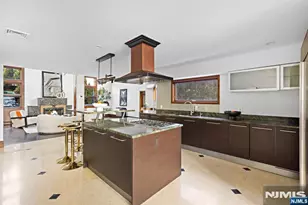1286 River Rd, Edgewater, NJ 07020 - Photo 4
