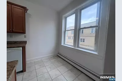 236 Greenmount 1 #1, Cliffside Park, NJ 07010 - Photo 16