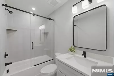 91 Union Street 7B #7B, Lodi, NJ 07644 - Photo 8