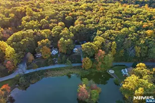 101 Morse Lakes Rd, Bloomingdale, NJ 07403 - Photo 12