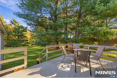 14 Parsons Court, Mahwah, NJ 07430 - Photo 12