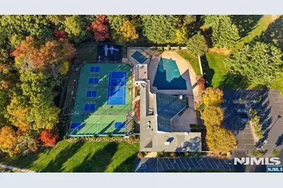 14 Parsons Court, Mahwah, NJ 07430 - Photo 18