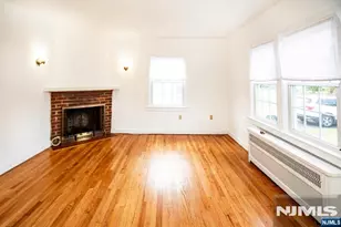 218 Hickory Ave, Bergenfield, NJ 07621 - Photo 4