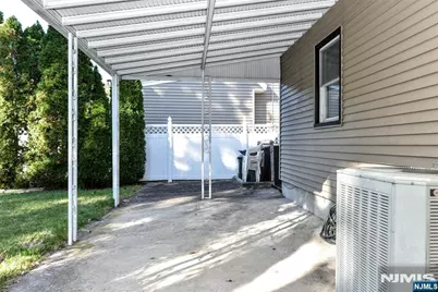 44 Ekings Avenue, Hawthorne, NJ 07506 - Photo 28