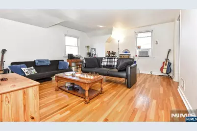 44 Ekings Avenue, Hawthorne, NJ 07506 - Photo 18