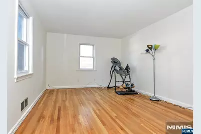 44 Ekings Avenue, Hawthorne, NJ 07506 - Photo 6