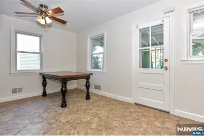 44 Ekings Avenue, Hawthorne, NJ 07506 - Photo 12